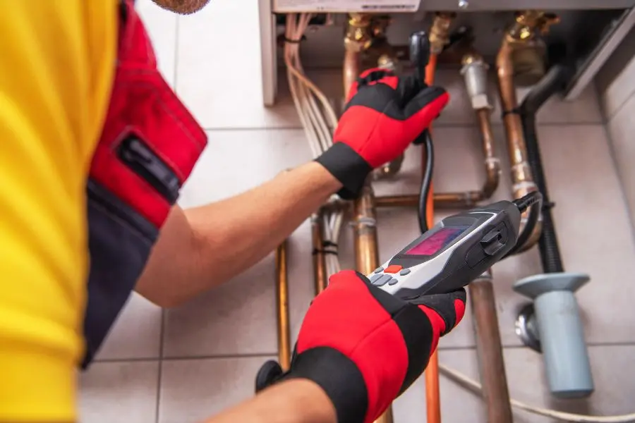 Gas leak from water heater repair plumbing in San Jose